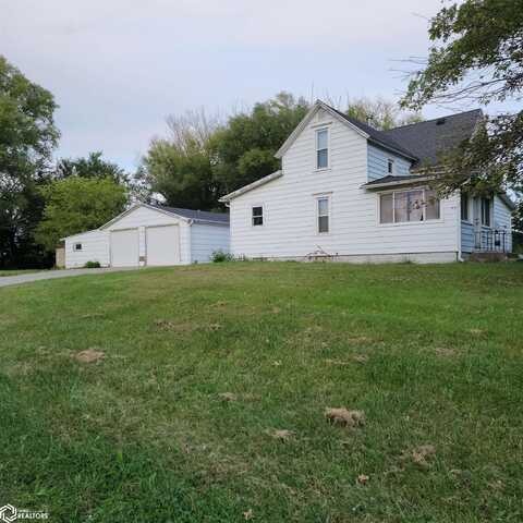 583 Ewart Road, Grinnell, IA 50112