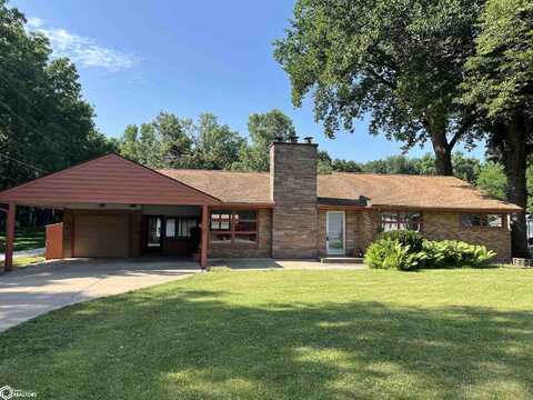 121 Harrison Street, Burlington, IA 52601