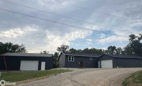 171 Valley Road, Montezuma, IA 50171