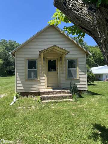 20425 DMC Hwy 99, Mediapolis, IA 52637