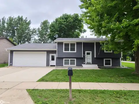 1317 N 5th Street, Clear Lake, IA 50428