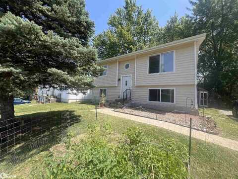 1100 Sunset Drive, Fairfield, IA 52556