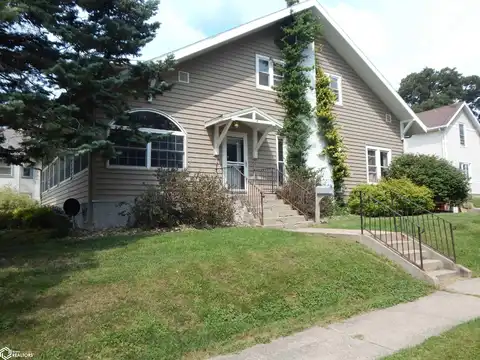 1014 10th Street, Eldora, IA 50627