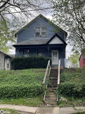 432 May Avenue, Burlington, IA 52601