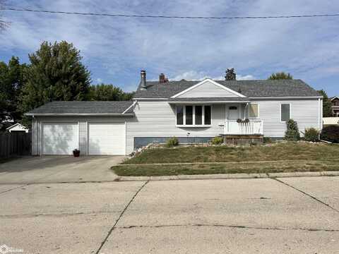 602 W 14Th Street, Carroll, IA 51401