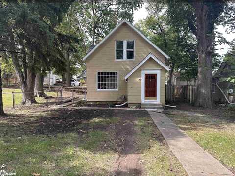 515 S Starr Avenue, Burlington, IA 52601