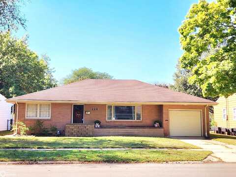 224 S Tennessee Place, Mason City, IA 50401