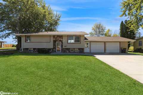 15 Parkview Drive, Eagle Grove, IA 50533