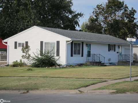 1302 Braden Avenue, Chariton, IA 50049