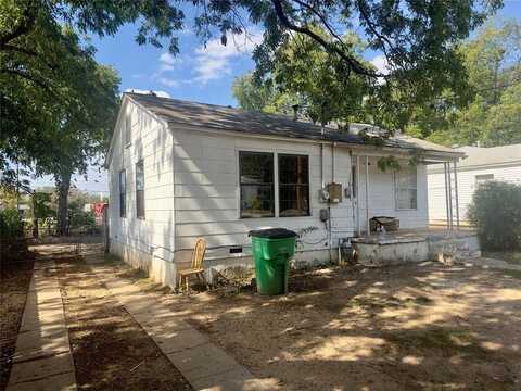 1209 N Clements Street, Gainesville, TX 76240