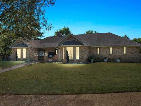 212 Pyeatt Drive, Gladewater, TX 75647