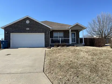 2502 S Willard Avenue, Joplin, MO 64804