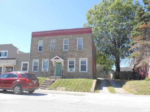 1622 WASHINGTON Street, Davenport, IA 52804