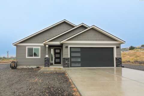 401 W Trinity PR NW, Benton City, WA 99320