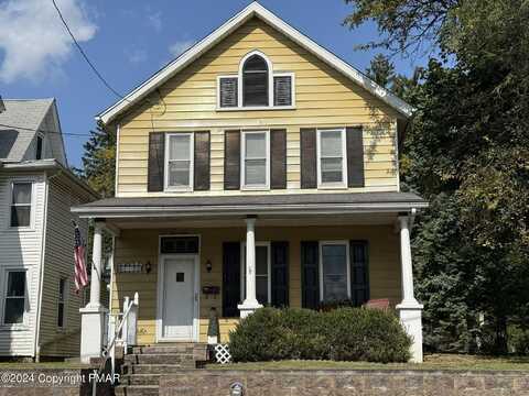 512 Sarah Street, Stroudsburg, PA 18360