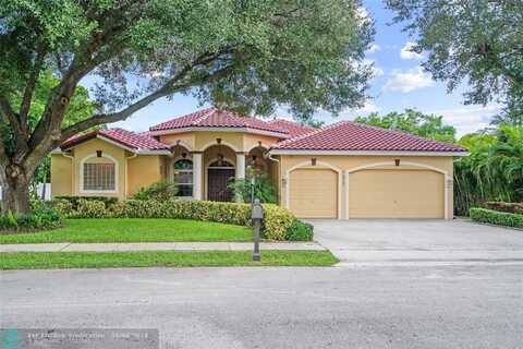 4320 SW 74th Ter, Davie, FL 33314