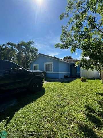 1649 SW 28th Ter, Fort Lauderdale, FL 33312