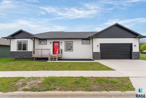 405 E Cairos Pl, Brandon, SD 57005