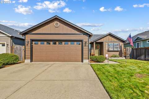 1150 S 2ND ST, Cottage Grove, OR 97424