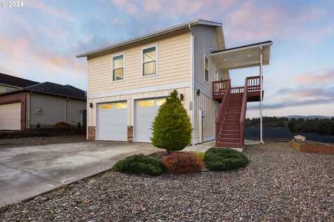 4530 NE UNION LOOP, Lincoln City, OR 97367