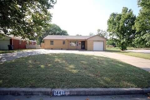 1441 W 35th St S, Wichita, KS 67217