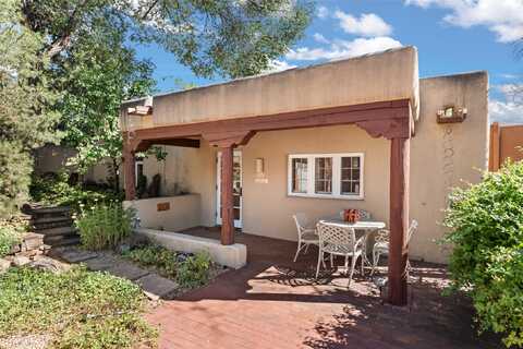 357 Hillside Avenue, Santa Fe, NM 87501