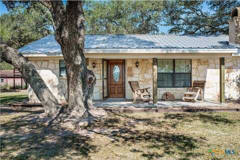 28 Garcitas Grove, Inez, TX 77968