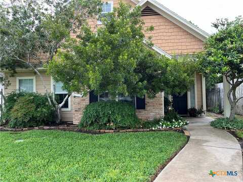 1802 N Vine Street, Victoria, TX 77901