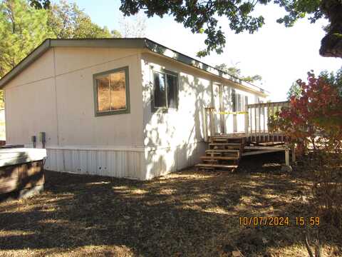 20430 Highway 62, Shady Cove, OR 97539