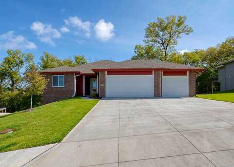 1331 COPPER MOUNTAIN Drive, CRESCENT, IA 51526