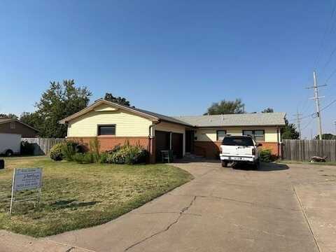 1422 North Calhoun Avenue, Liberal, KS 67901