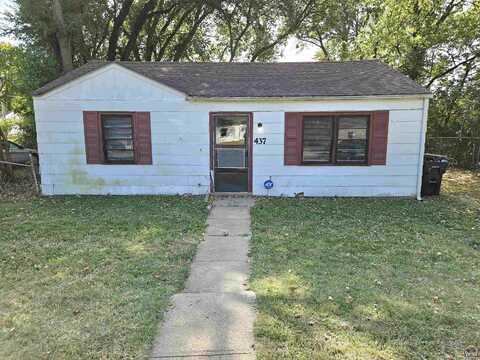 437 SE 35th ST, Topeka, KS 66605