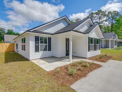 51 Powhatan Street, Crawfordville, FL 32327