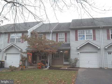 4904 TALL CEDAR COURT, PIPERSVILLE, PA 18947