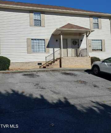 563 Boring Chapel Road, Johnson City, TN 37615