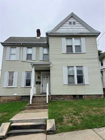 105 E Hallam Ave, Washington, PA 15301