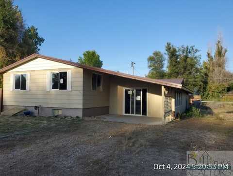 341 N Second Avenue, Forsyth, MT 59327