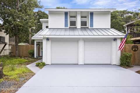 110 NE 29th Street, Oak Island, NC 28465