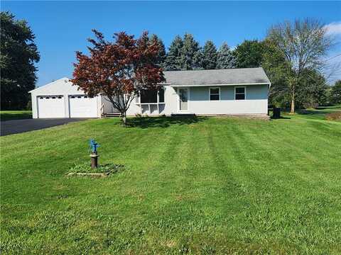 2785 Kenyon Rd, Williamson, NY 14589