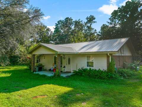 100 Red Tail Lane, DeFuniak Springs, FL 32435