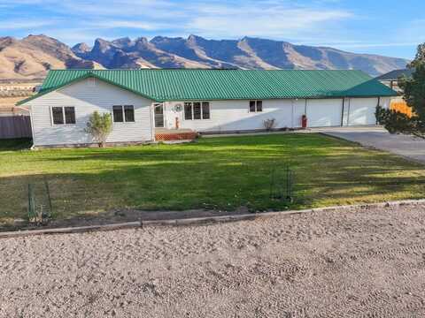 825 Aesop Drive, Spring Creek, NV 89815