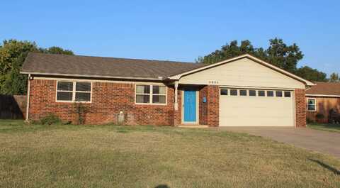 2601 2nd St, Woodward, OK 73801