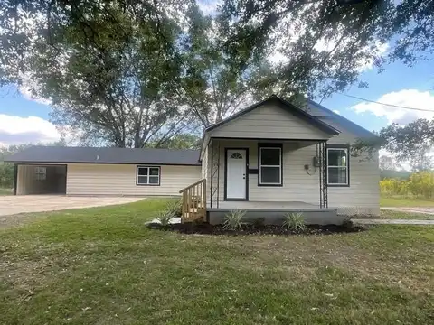 5940 HWY 2, OAK GROVE, LA 71263