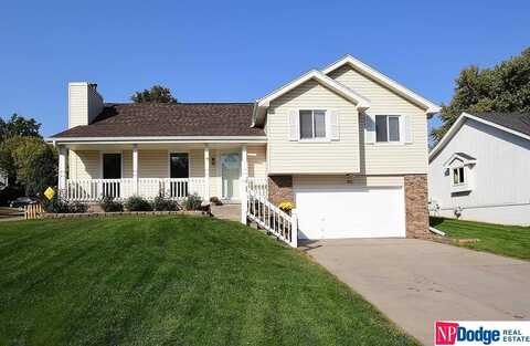 852 N 154 Street, Omaha, NE 68154