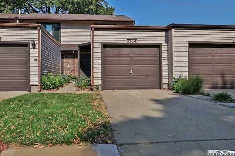 2164 Southwood Place, Lincoln, NE 68512