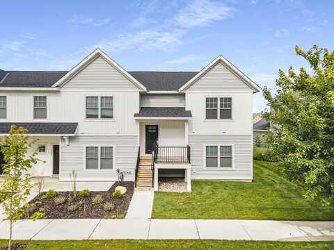 2100 Sherwood Avenue, Holland, MI 49423