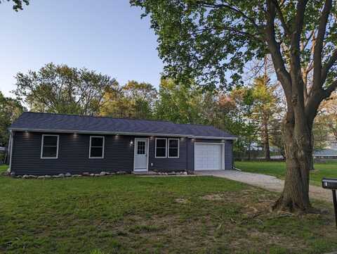 19 Division Street, Hillsdale, MI 49242