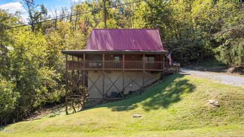 2044 Bill Flagle Way, Sevierville, TN 37876