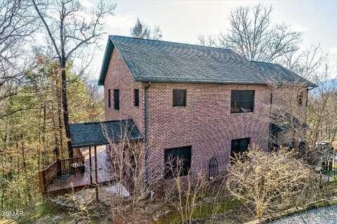 2417 Sylvan Glen Way, Pigeon Forge, TN 37863