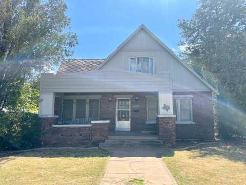 820 Noel Street, Memphis, TX 79245